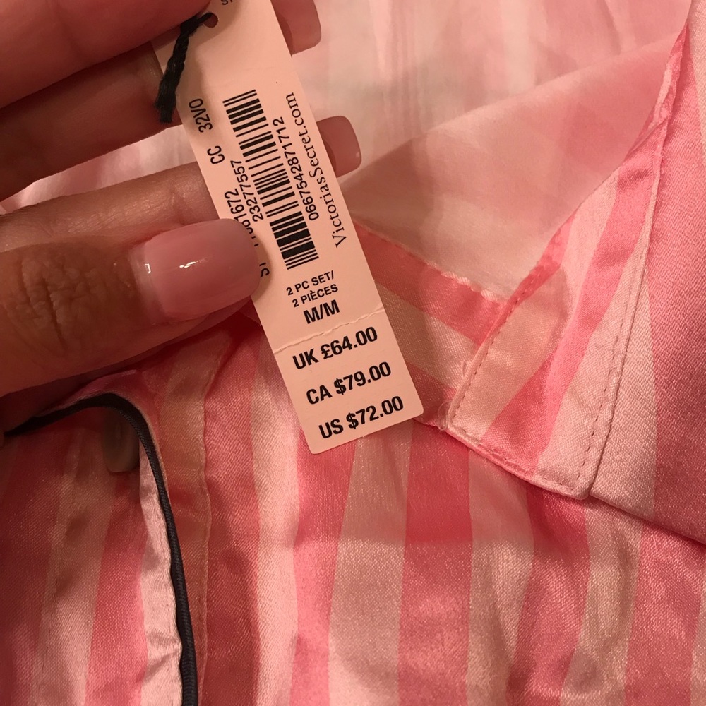 Victoria Secret Satin Pajamas - Picture 5 of 7